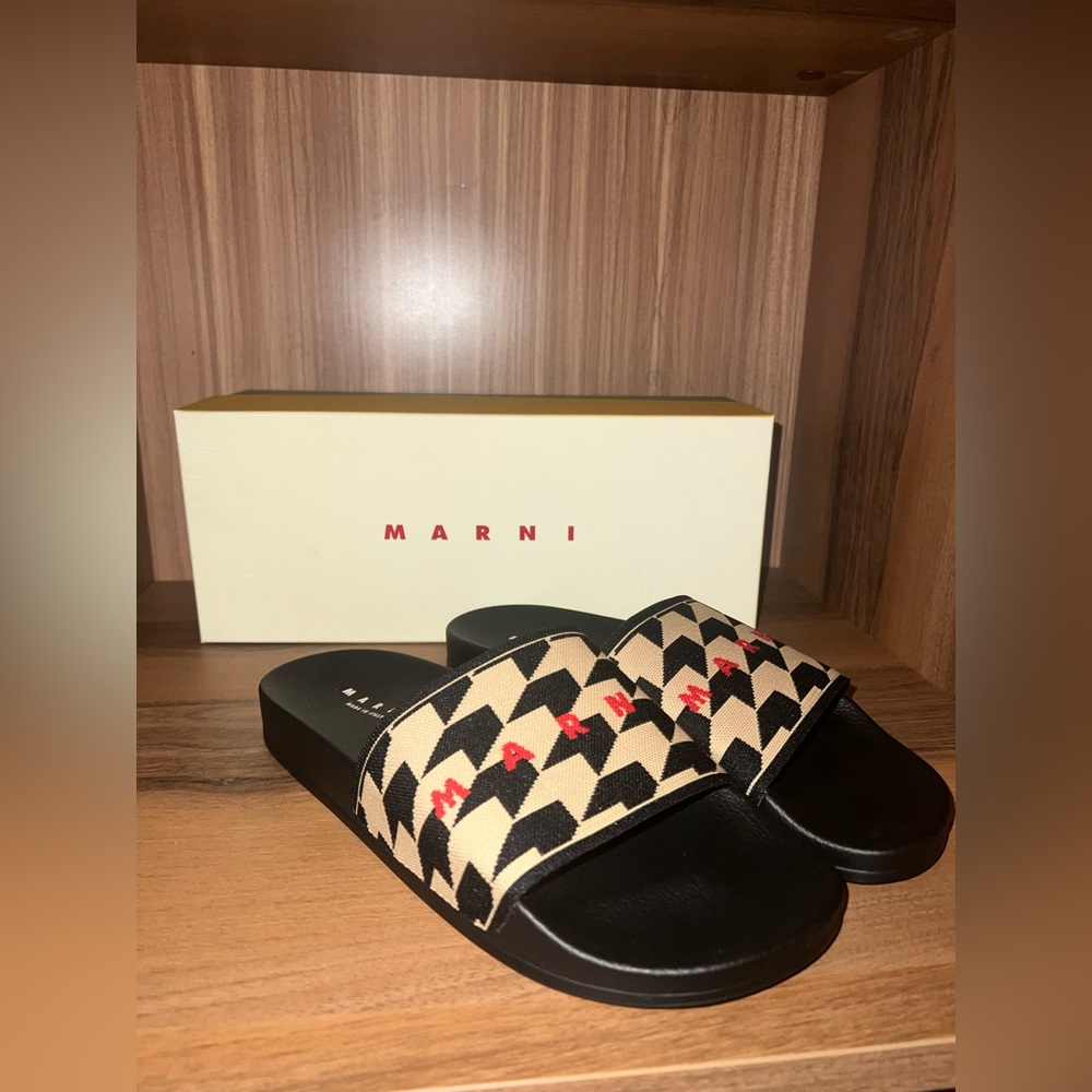 Marni - Beige Logo Sandals